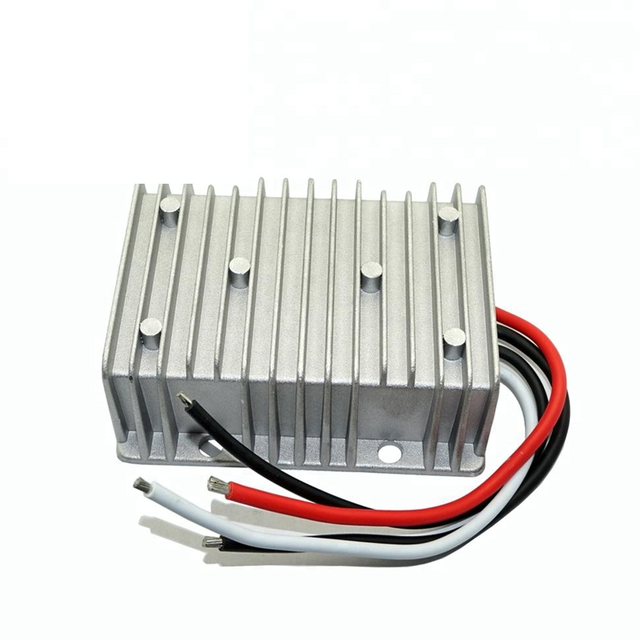 Convertisseur de voiture abaisseur Buck DC DC 48V à 12V 30A 360W 