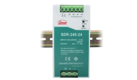 Principaux avantages de l'alimentation sur rail Din dans les panneaux de commande industriels